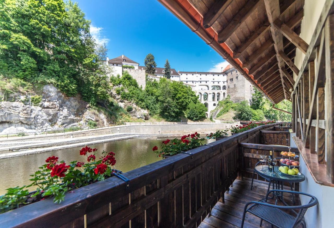 Garni Hotel Castle Bridge Cesky Krumlov Exterior photo